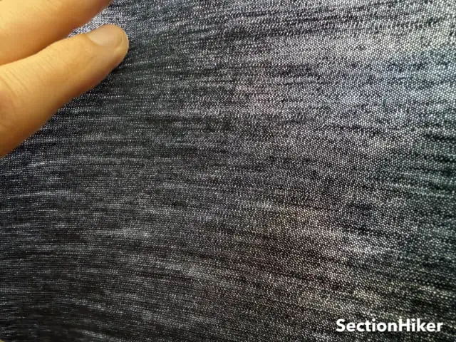 La respirabilité est comparable à celle des maillots Capilene synthétiques originaux de Patagonia qui ne sont plus fabriqués.