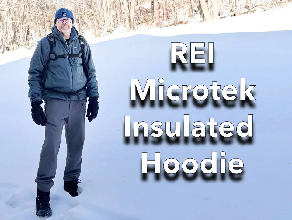 Examen du sweat à capuche isolé REI Microtek