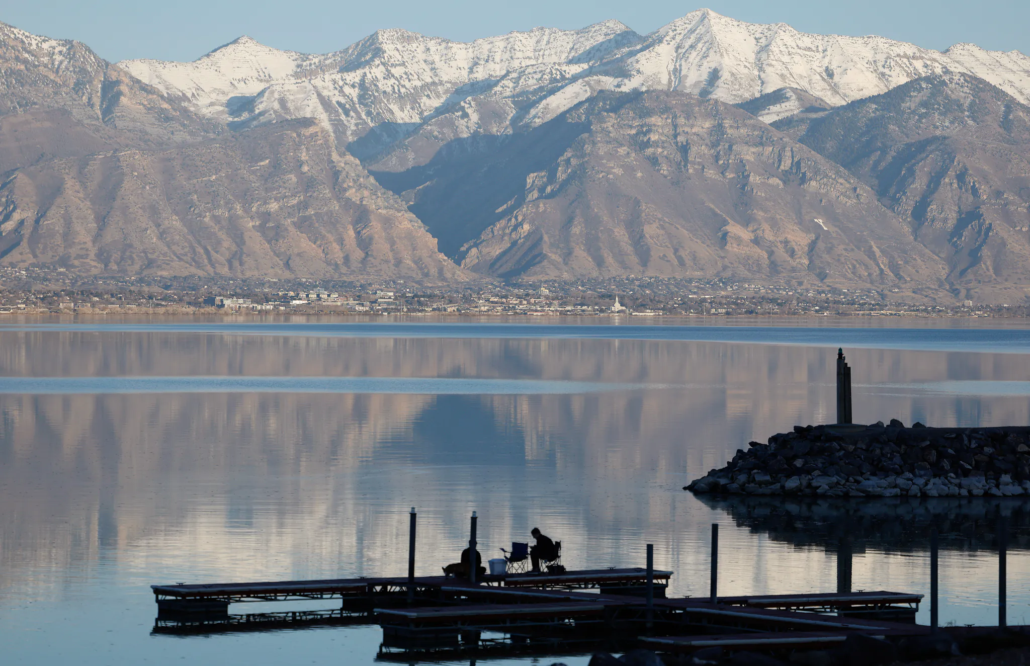 faible manteau neigeux sur les monts Wasatch en février